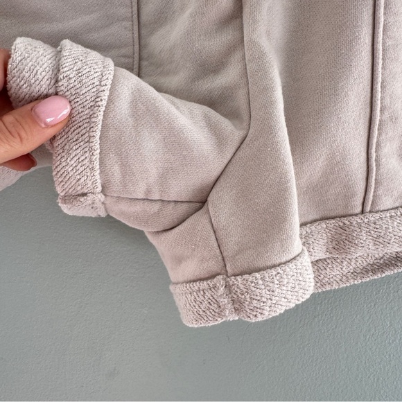 Abercrombie Lounge Shorts - Picture 2 of 7